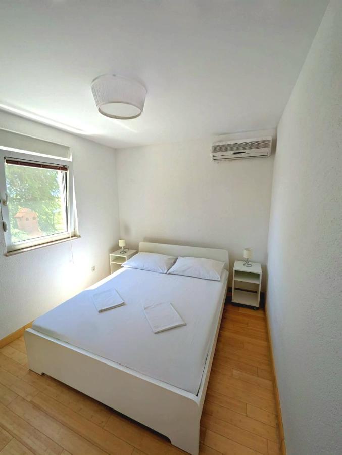 City Apartment Omiš Exterior foto