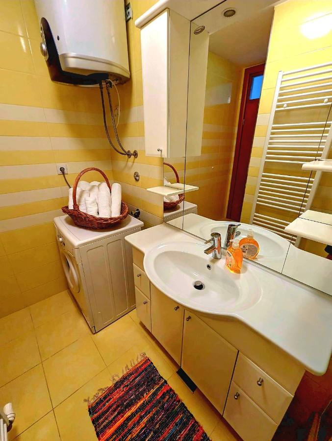 City Apartment Omiš Exterior foto
